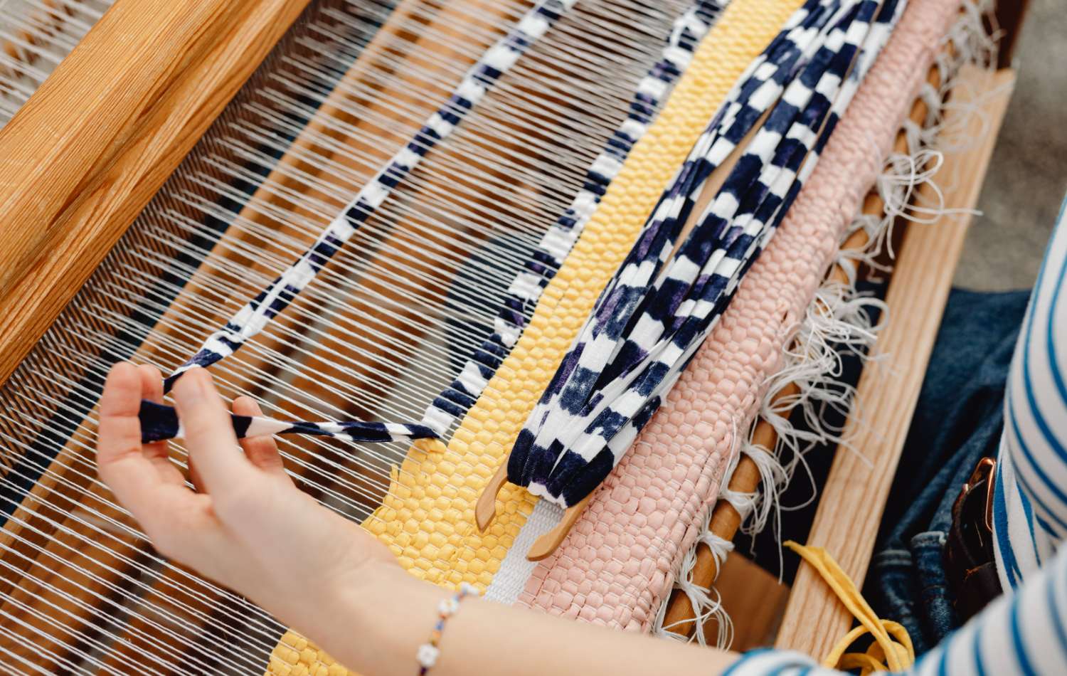 floor loom weaving